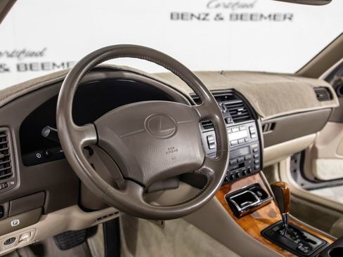 Used 1997 Lexus LS 400 w/ Coach Edition RWD image 21