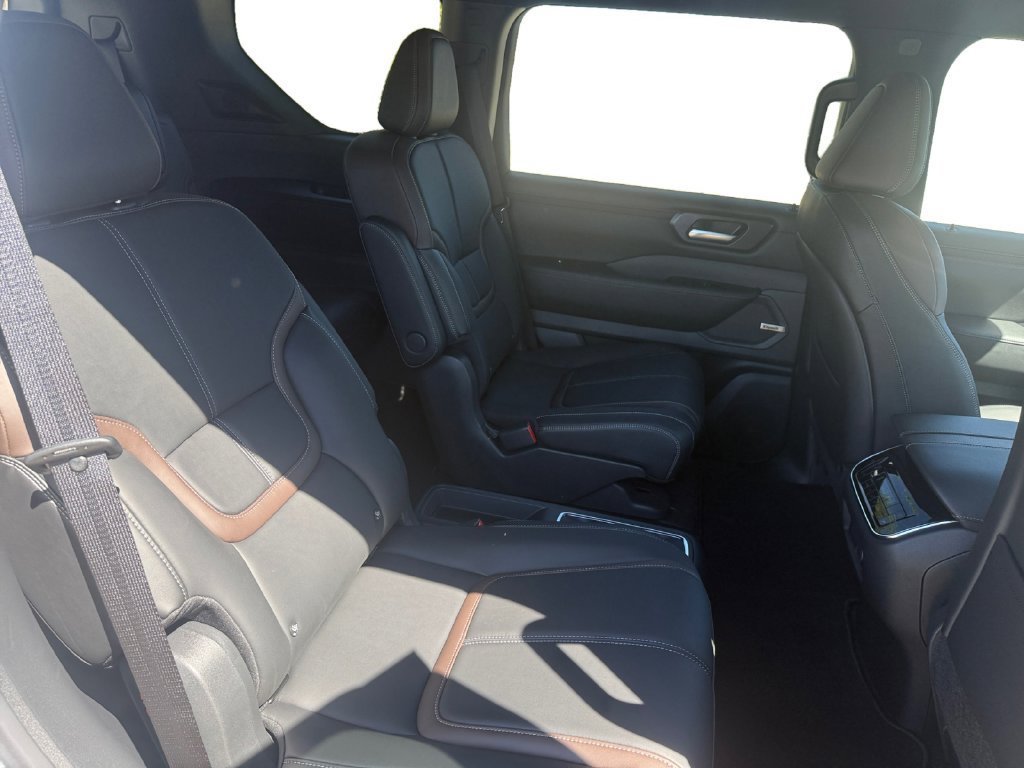 New 2026 Nissan Armada SL AWD/4WD image 17