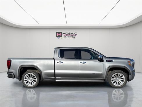 Used 2022 GMC Sierra 1500 Denali w/ Denali Premium Package image 8