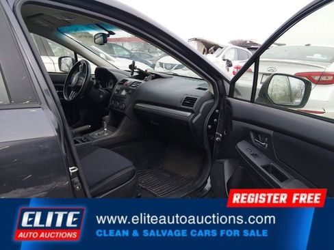 Used 2013 Subaru Impreza 2.0i Sport Premium image 9