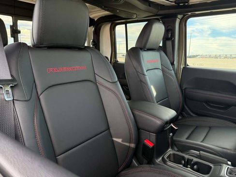 New 2026 Jeep Gladiator Rubicon image 25