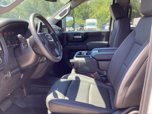 New 2025 GMC Sierra 3500 Pro w/ Convenience Package AWD/4WD image 19
