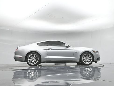 Used 2015 Ford Mustang GT Premium w/ Equipment Group 401A RWD image 7