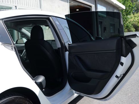 Used 2020 Tesla Model 3 Long Range image 29