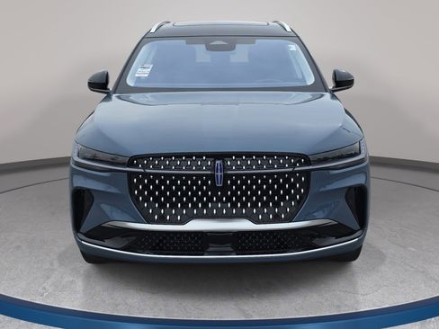 New 2026 Lincoln Nautilus Reserve AWD/4WD image 2