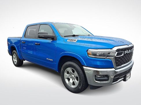 Used 2025 RAM 1500 Big Horn AWD/4WD image 1