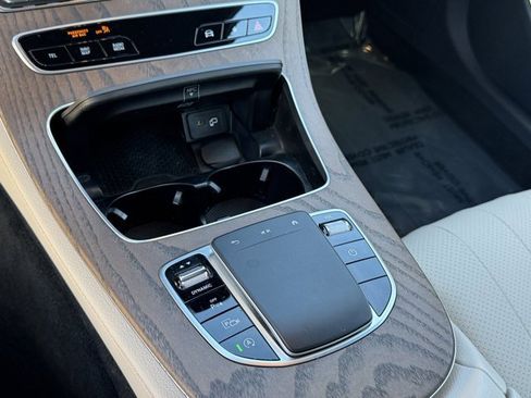 Used 2022 Mercedes-Benz E 350 Sedan image 20