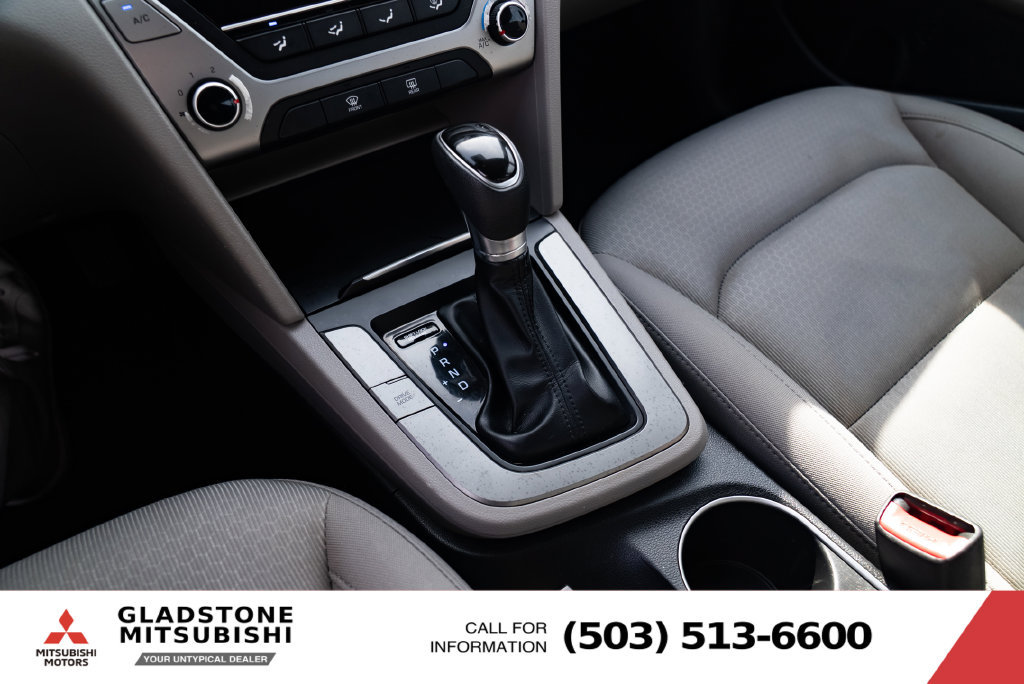 Used 2018 Hyundai Elantra SE FWD image 16