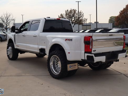Used 2024 Ford F350 Platinum image 8