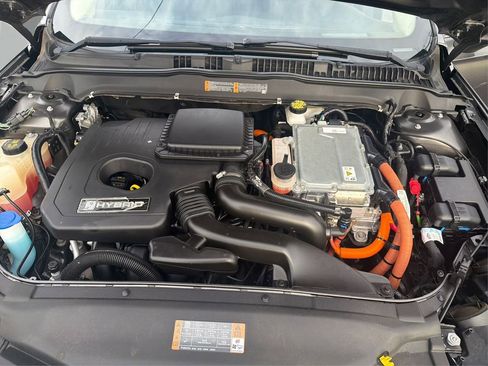 Used 2019 Ford Fusion SE image 27