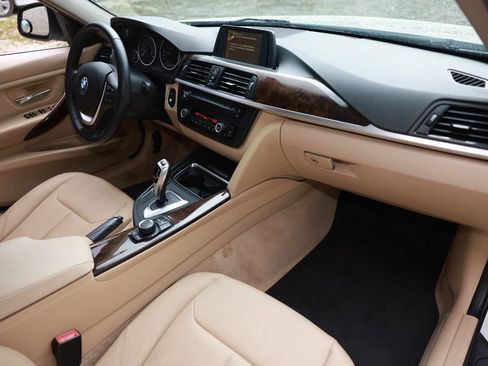 Used 2015 BMW 328i Sedan RWD image 18