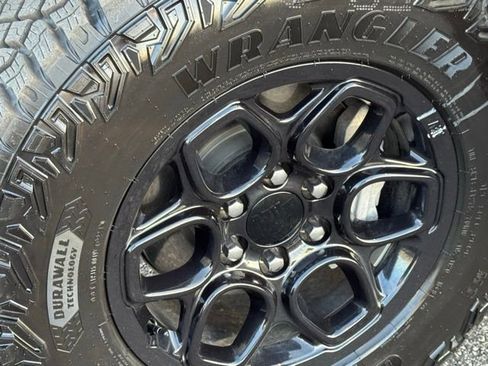 Used 2024 Chevrolet Silverado 1500 ZR2 w/ ZR2 Bison Edition image 13