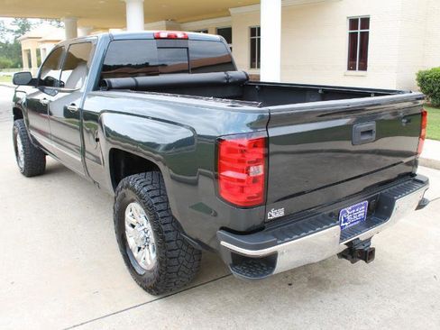 Used 2019 Chevrolet Silverado 2500 LTZ w/ Duramax Plus Package AWD/4WD image 12