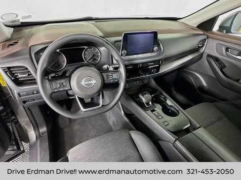 Certified 2022 Nissan Rogue SV image 7