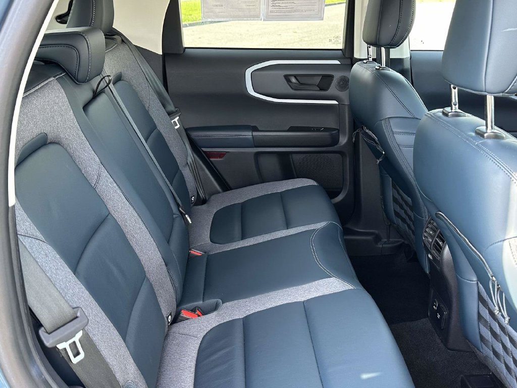 Certified 2023 Ford Bronco Sport Outer Banks w/ Tech Package AWD/4WD image 11