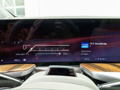 Used 2026 Cadillac Escalade Platinum Sport w/ LPO, ONYX Package image 20