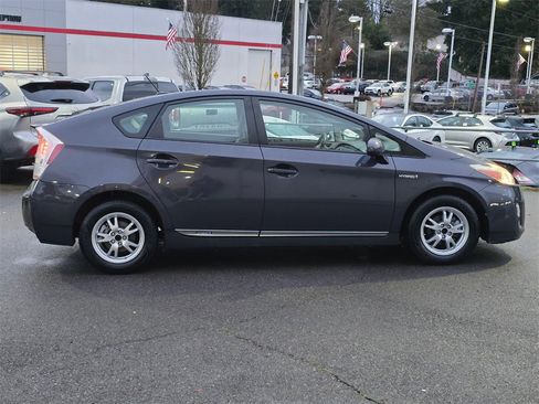 Used 2011 Toyota Prius Two image 8