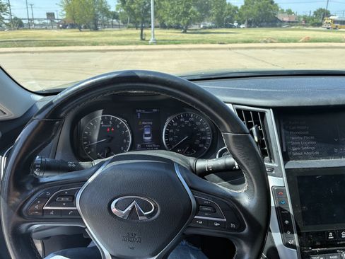 Used 2019 INFINITI Q50 Luxe w/ Essential Package (3.0T Luxe) RWD image 13