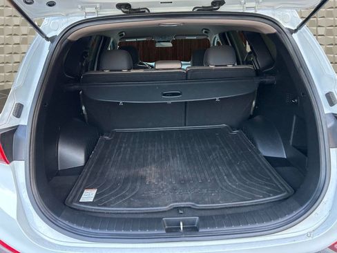 Used 2019 Hyundai Santa Fe SE FWD image 27