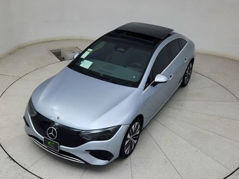Used 2023 Mercedes-Benz EQE 500 500 Sedan w/ Digital Light Package image 78