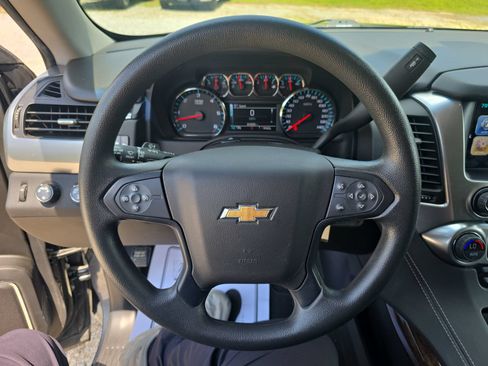 Used 2019 Chevrolet Tahoe 4WD image 14