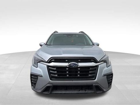 Used 2023 Subaru Ascent Premium w/ Convenience Package image 9
