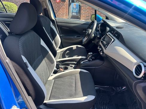 Used 2021 Nissan Versa SV FWD image 19