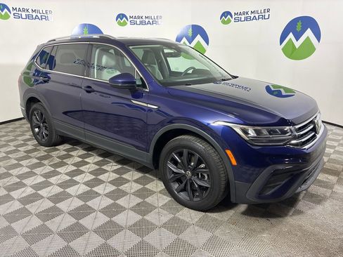 Used 2022 Volkswagen Tiguan SE image 1