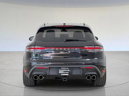 Certified 2024 Porsche Macan S AWD/4WD image 7