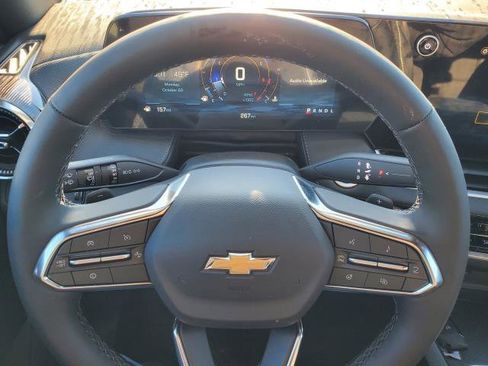 New 2026 Chevrolet Equinox LT w/ LPO, Floor Liner Package image 9