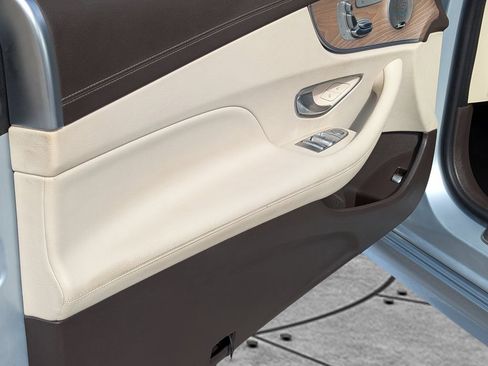 Used 2019 Mercedes-Benz E 450 Coupe w/ AMG Line Package image 16