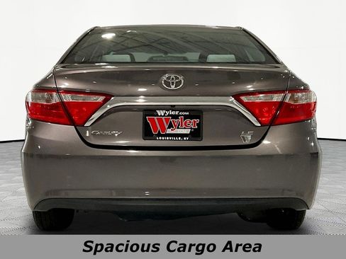 Used 2015 Toyota Camry LE FWD image 5