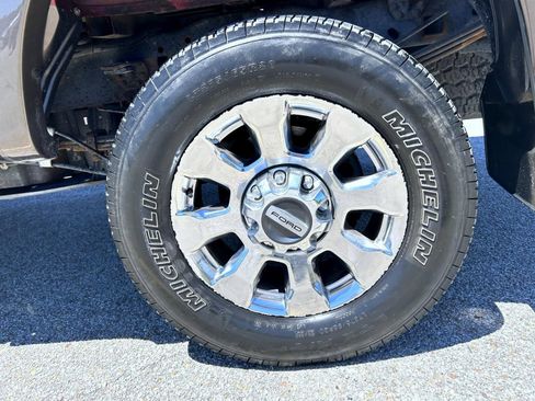 Used 2017 Ford F350 Lariat w/ Chrome Package AWD/4WD image 22
