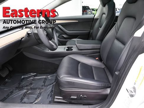 Used 2023 Tesla Model 3 Standard Range image 14