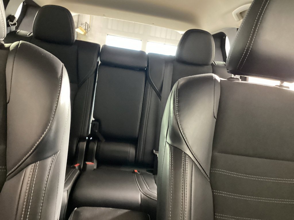 Used 2025 Mitsubishi Outlander SE AWD/4WD image 30