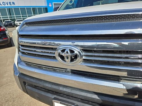 Used 2016 Toyota Tundra SR5 image 43