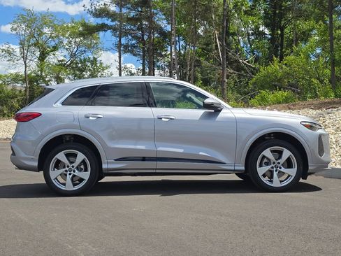 Used 2025 Audi Q5 Premium Plus AWD/4WD image 27