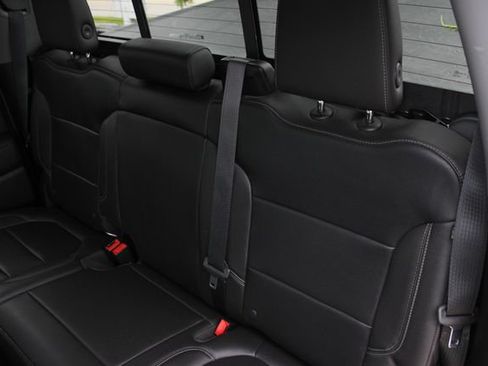 Used 2019 Chevrolet Silverado 1500 LTZ w/ LTZ Plus Package AWD/4WD image 23