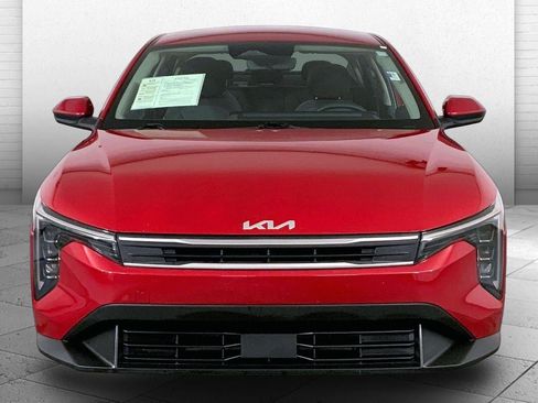 Used 2025 Kia K4 FWD image 2