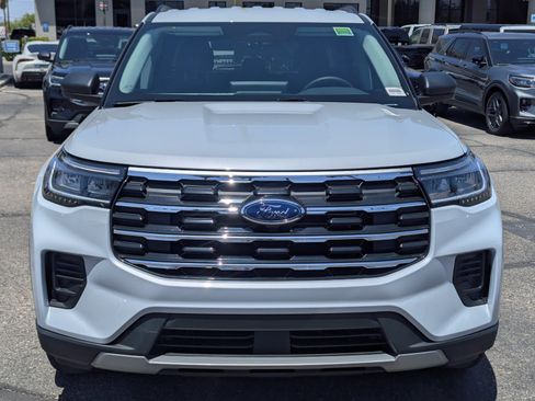 New 2026 Ford Explorer Active AWD/4WD image 6