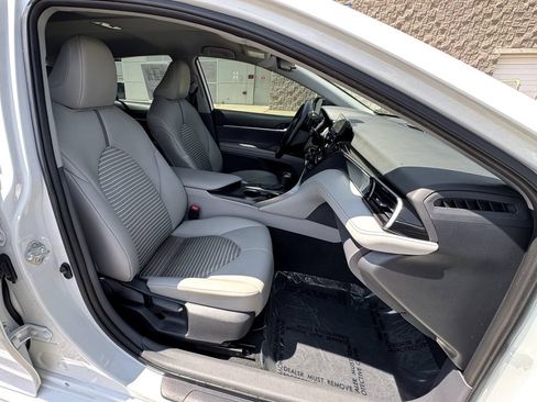 Used 2023 Toyota Camry SE FWD image 37