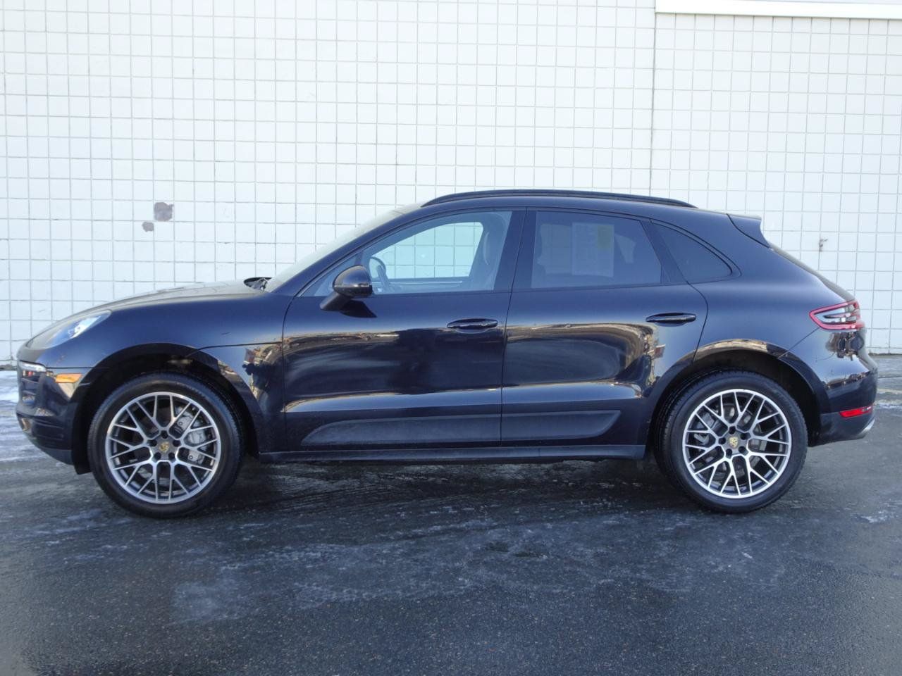 Used 2017 Porsche Macan S AWD/4WD image 4