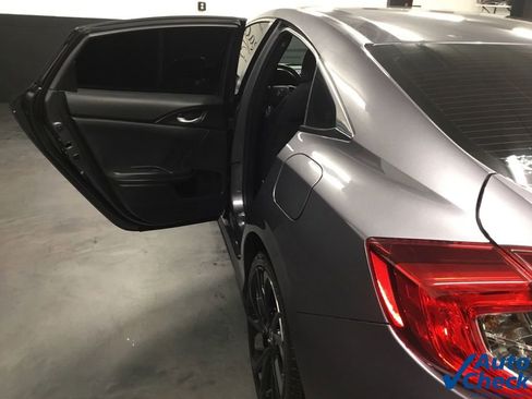 Used 2019 Honda Civic Sport image 24