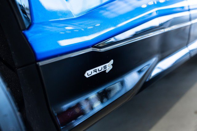 Used 2023 Lamborghini Urus S AWD/4WD image 35