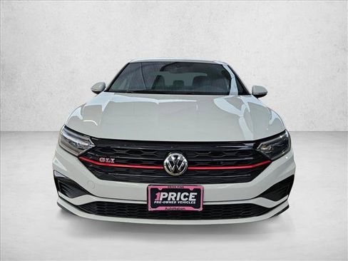 Used 2021 Volkswagen Jetta GLI FWD image 2