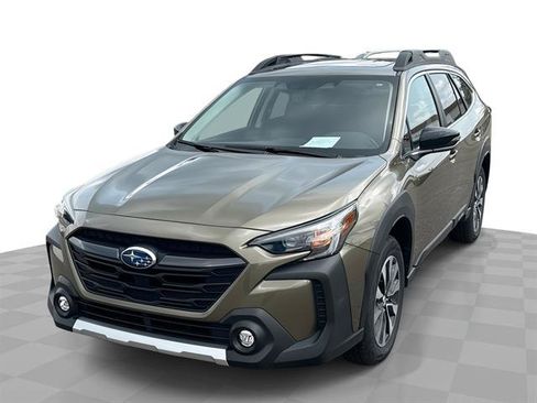 Used 2025 Subaru Outback Limited AWD/4WD image 1