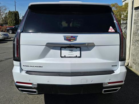 New 2026 Cadillac Escalade Luxury image 6
