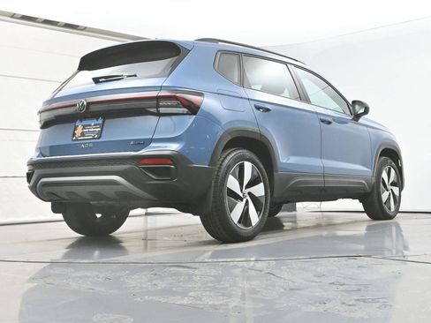 Certified 2025 Volkswagen Taos S w/ Taos Adventure Package image 15