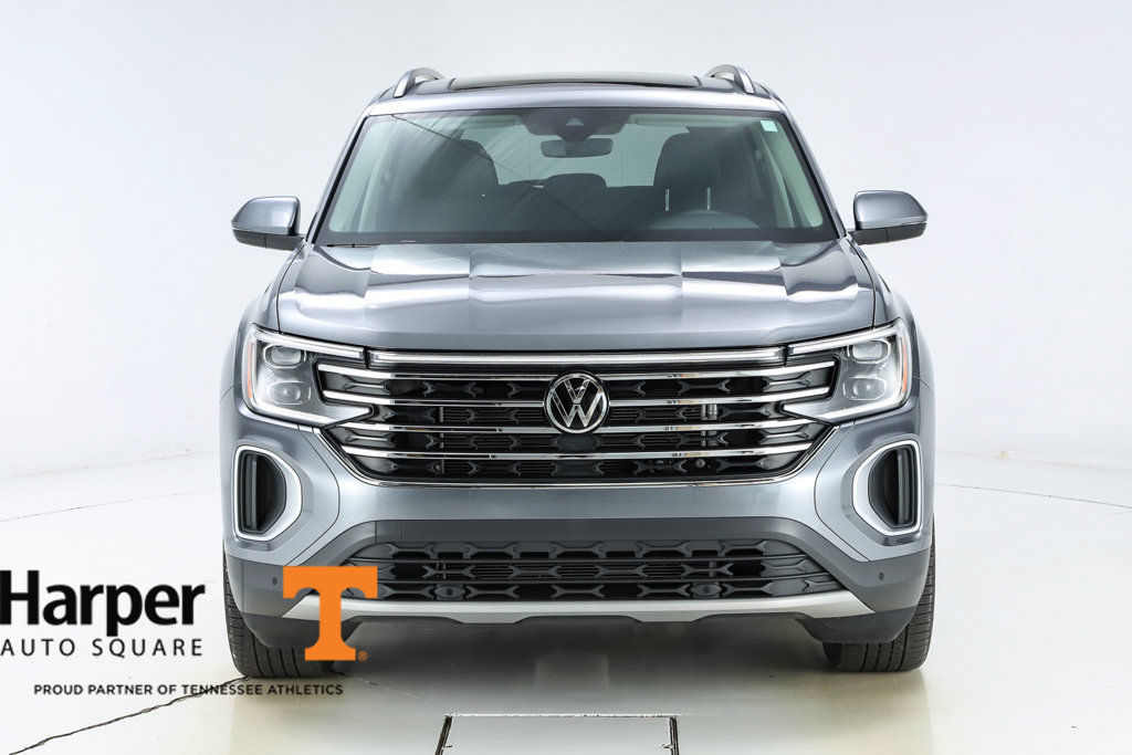 New 2025 Volkswagen Atlas SE w/ Panoramic Sunroof Package FWD image 16
