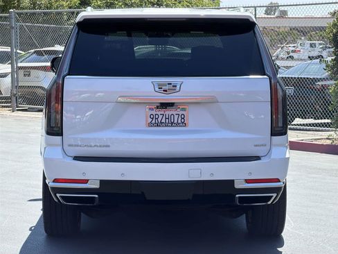 Used 2025 Cadillac Escalade ESV Premium Luxury AWD/4WD image 6